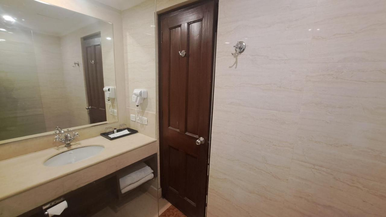 Madhuban Sarovar Portico Mussoorie Exterior foto